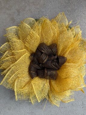 Handmade Rustic Deco Sunflower Wreath